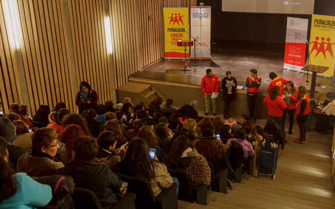 Gran convocatoria de artesanos y productores textiles en el lanzamiento del programa Diseño+Oficios